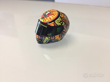 Casco Valentino Rossi 1/12 Tamiya Yamaha M1 2009