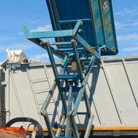 Carro vasca a doppia forbice trilaterale