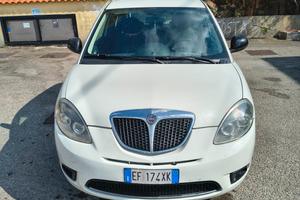 Lancia Ypsilon 1.2 69 CV DIVA