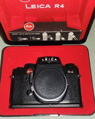 Leica R4 piu obiettivi 