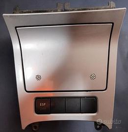 Volkswagen Golf V posacenere devioluci alette