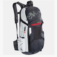 Zaino mtb con orotezioni