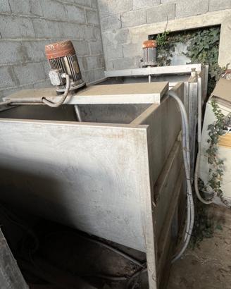 vasche suini bovini vitelli