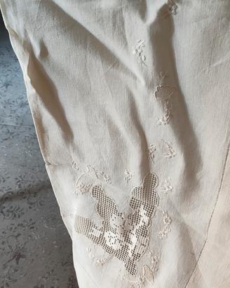 Stupendo lenzuolo matrimoniale in lino con filet