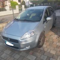 Auto maggiorenne ma in perfette condizioni