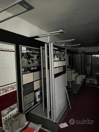 Espositori modulari per sala mostra