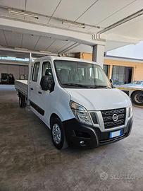 Nissan NV400