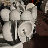 Lavandini bidet e Water sospesi