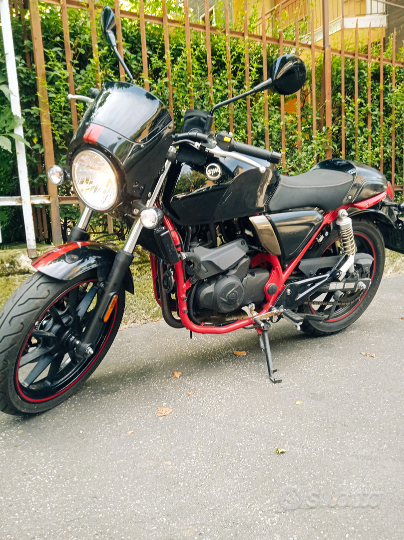 Moto sym wolf 300 Moto e Scooter In vendita a Milano