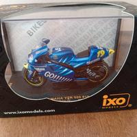 Yamaha YZR 500 2002  - 1/24 Ixomodels 