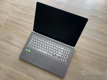 Notebook ASUS VivoBook S15 S530FN