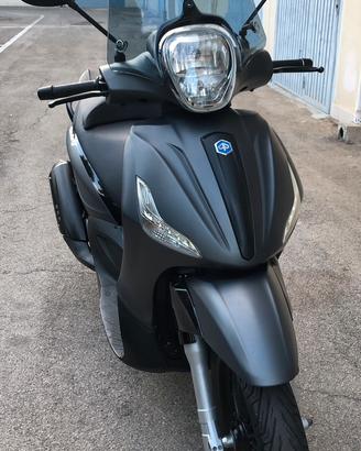 Piaggio Beverly 300 i.e.(3400km)