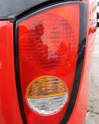 HYUNDAI ATOS 2003 - STOP POSTERIORE DESTRO