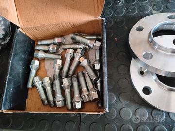 Distanziali e tappetini BMW serie 1 f20 