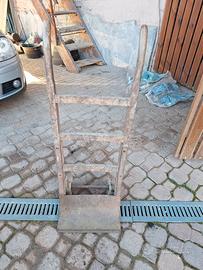 Antico carretto a mano