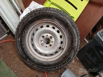 ruota e gomma