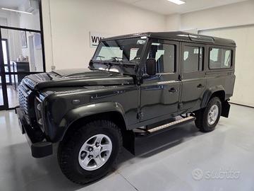 LAND ROVER Defender 110 2.4 TD4 SE UNICOPROPIETR