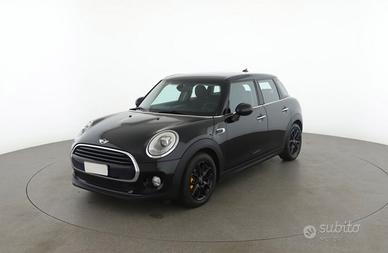 Mini cooper 1.5 D 5 porte