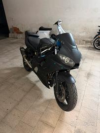 Yamaha r6 per ricambi