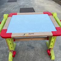 Tavolino con seduta e lavagna/magneti