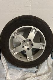 GOMME DA NEVE pari al nuovo CON CERCHI 225/65R17