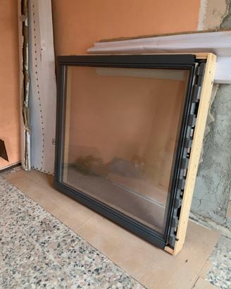 Finestra da tetto velux 134x140
