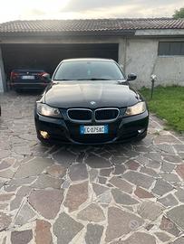 BMW serie 3 118D automatica