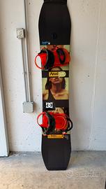 Tavola Snowboard Bataleon+ attacchi Union