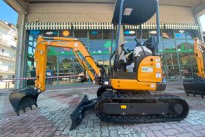 Miniescavatore Katoimer Kato HD17VXE Carro Allarg