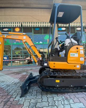 Miniescavatore Katoimer Kato HD17VXE Carro Allarg