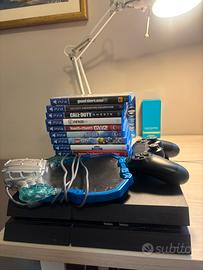 Ps4 500Gb + 13 giochi + controller