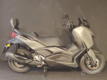 Yamaha X-Max 300
