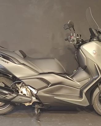 Yamaha X-Max 300