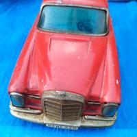 modellino Mercedes latta bandai  vintage 
