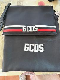 Pochette in naylon GCDS