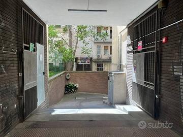 Box / Garage di 18 m² a Bologna