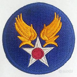 varie patch ricamate
