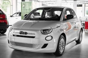 FIAT 500 Berlina Hybrid Pop