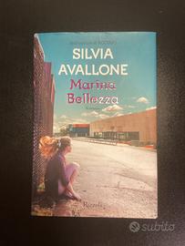Libro Marina Bellezza di Silvia Avallone