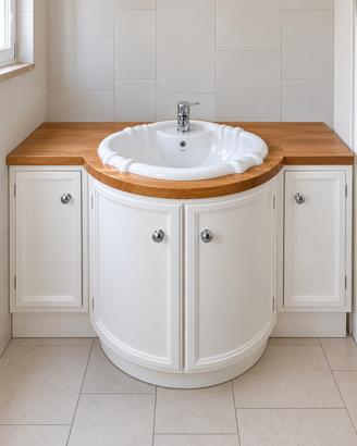Mobile bagno con lavabo e top in legno