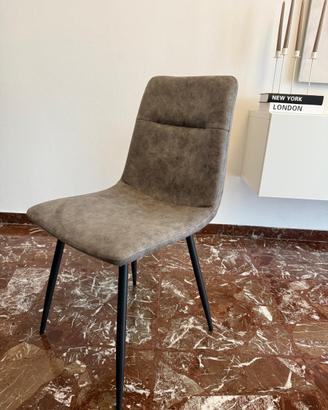 4 sedie moderne grigie