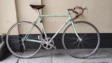 Bici vintage con sella Brooks 