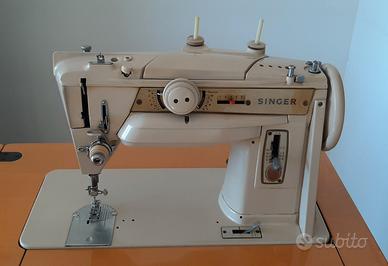 Macchina da cucire SINGER vintage anni '70