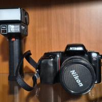 Macchina fotografica con pellicola