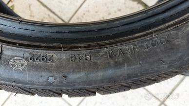 Pneumatici 215/40 R18 invernali