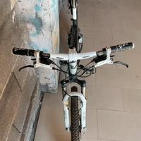 MTB Vektor 26” MONTANA