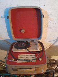 giradischi portatile anni 50