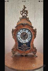 Orologio in legno  da tavolo a pendolo