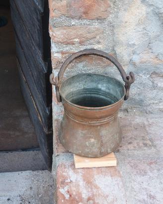 pentolino manico ferro battuto 