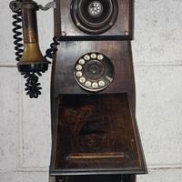 Telefono antico
